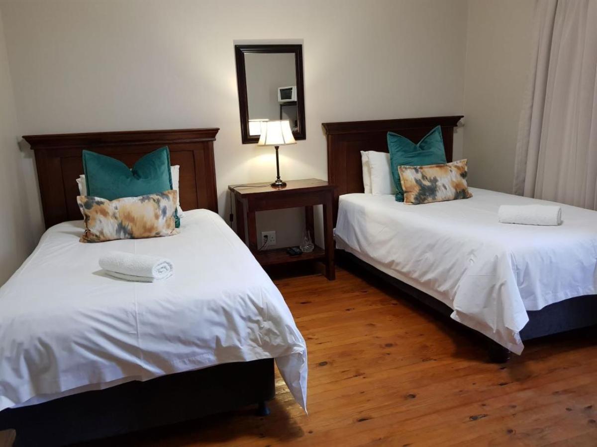 Aloes Guest House 62 On Meintjies Middelburg  Exterior photo
