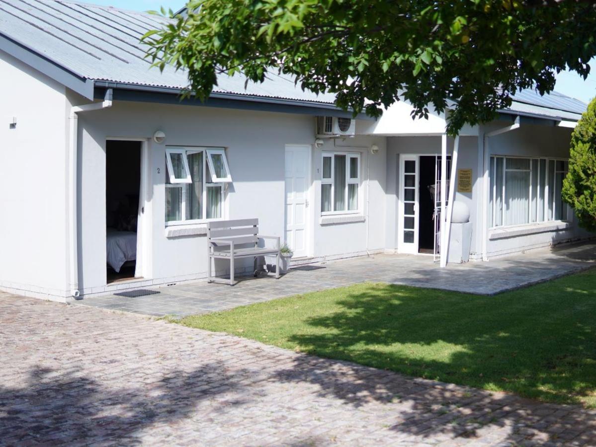 Aloes Guest House 62 On Meintjies Middelburg  Exterior photo